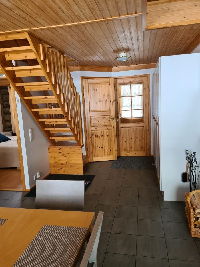 Eteinen